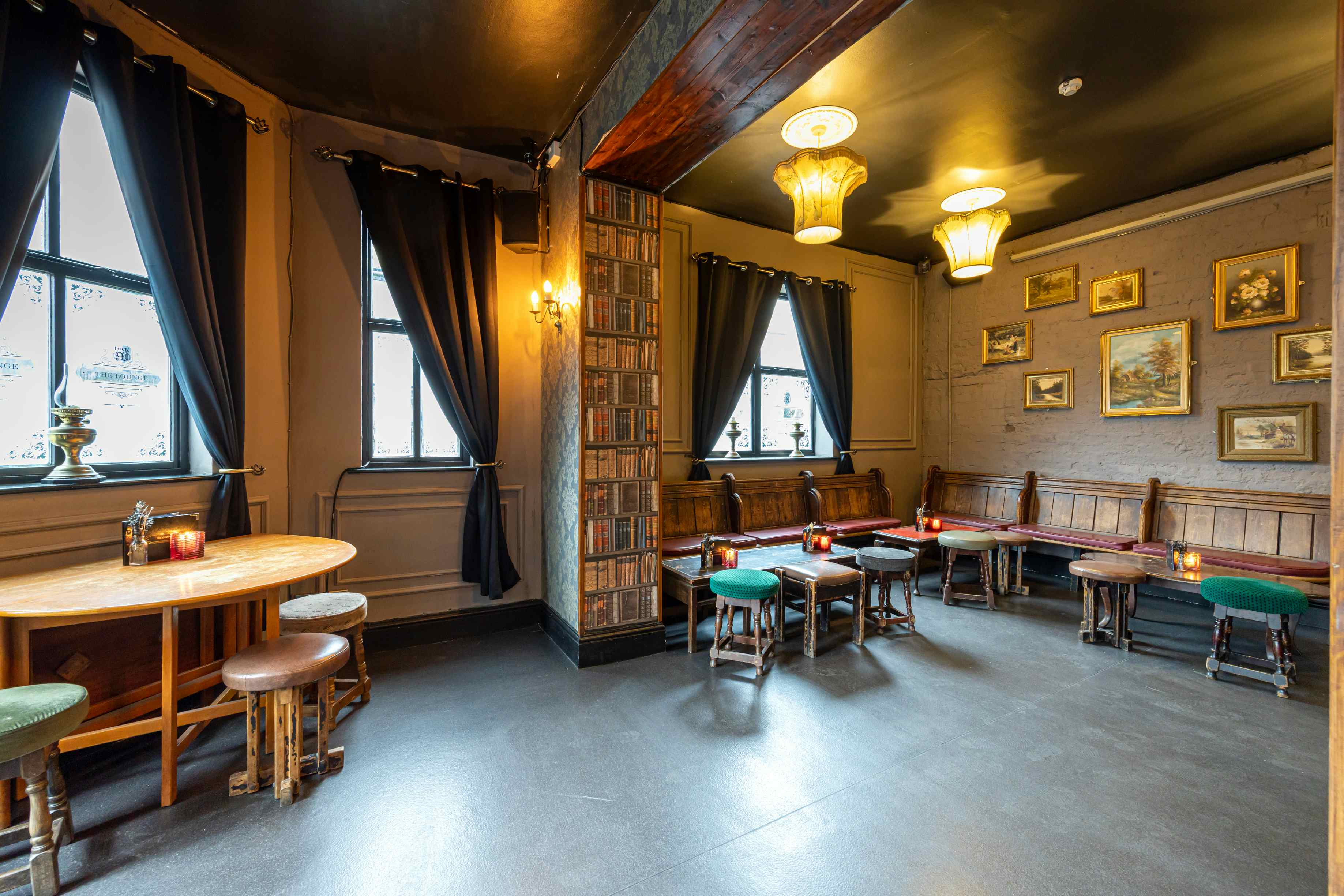 Hire Lounge Bar & Terrace, Lock 91, Manchester • HeadBox